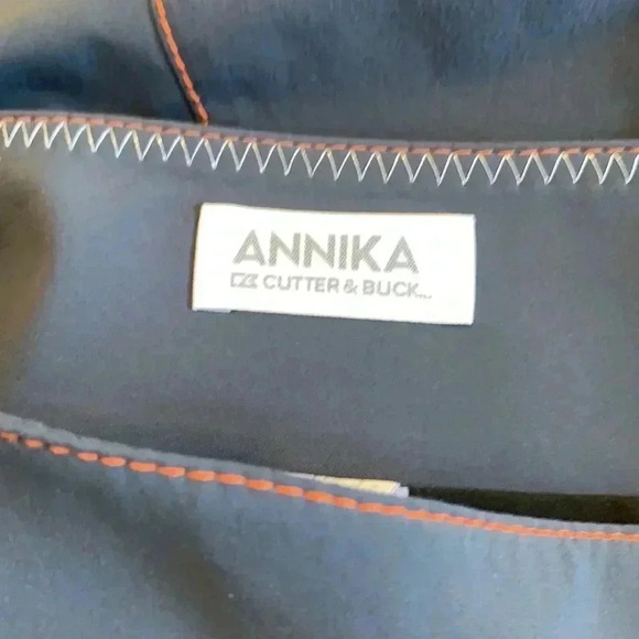 EUC Cutter & Buck Annika lightweight, skort size 4 - Picture 5 of 9